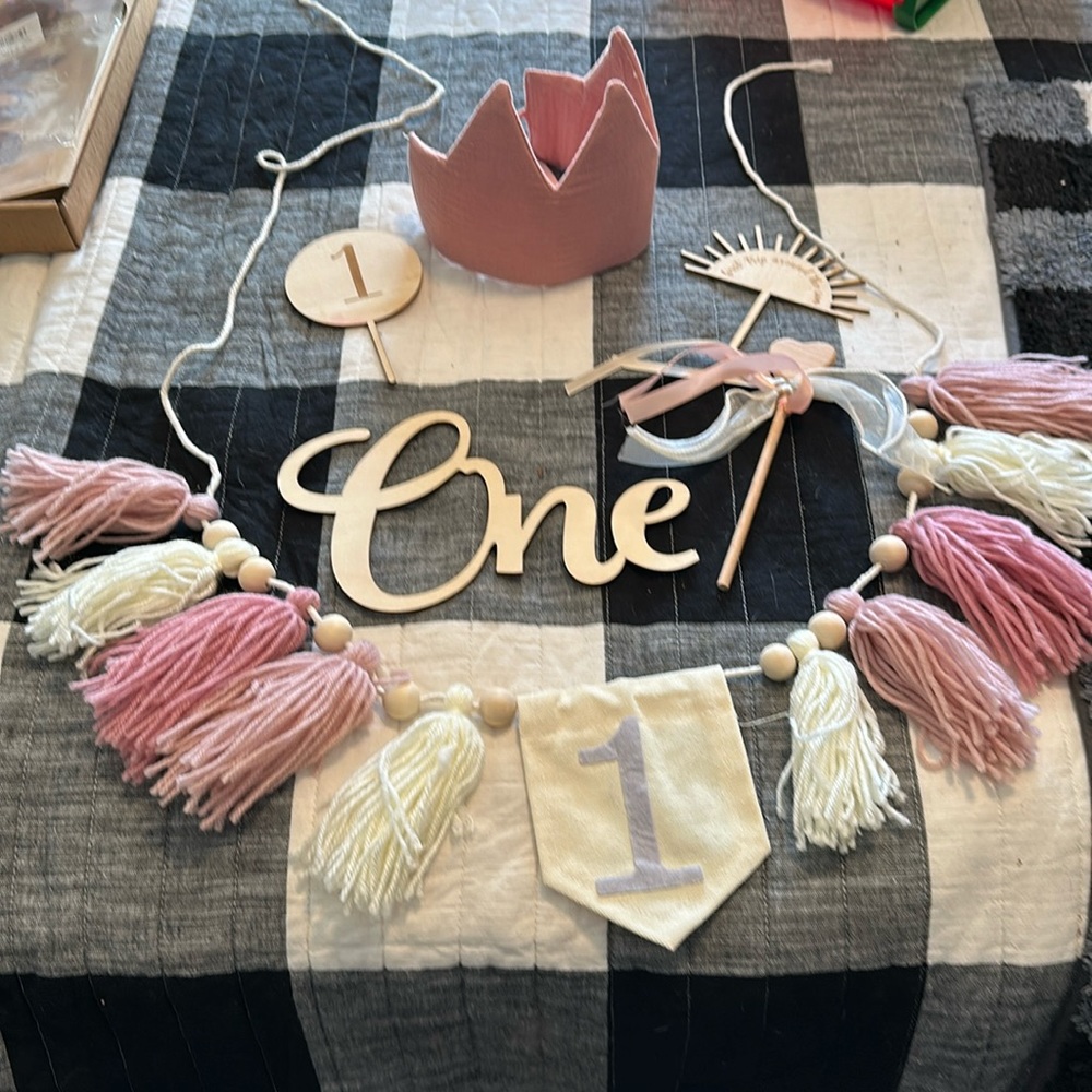Baby girls ONE year old birthday decorations!
